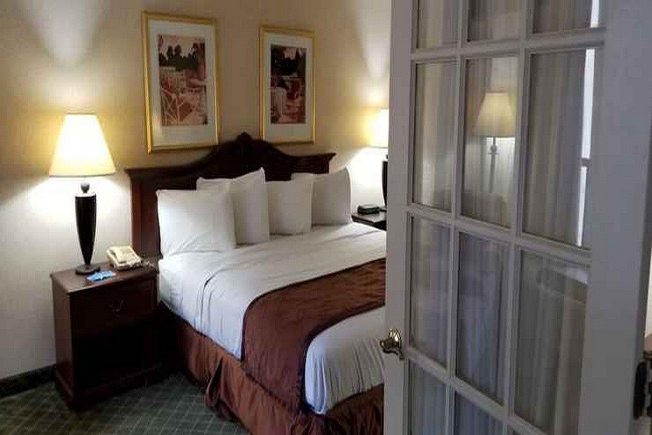 Clarion Inn&Suites Florence Exterior foto