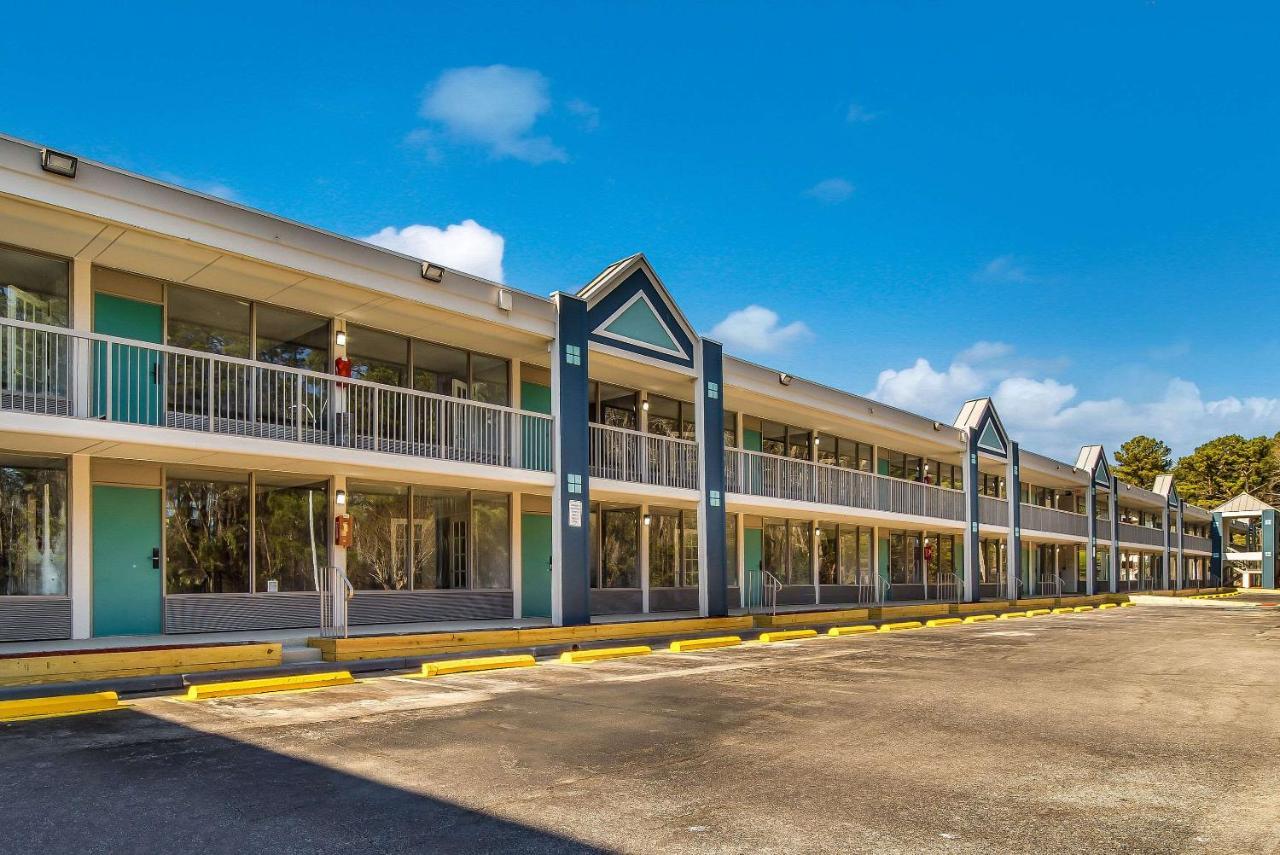 Clarion Inn&Suites Florence Exterior foto