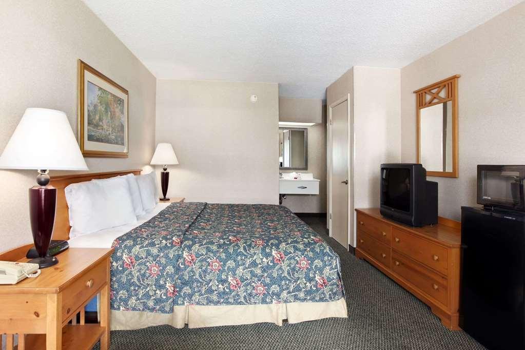Clarion Inn&Suites Florence Exterior foto
