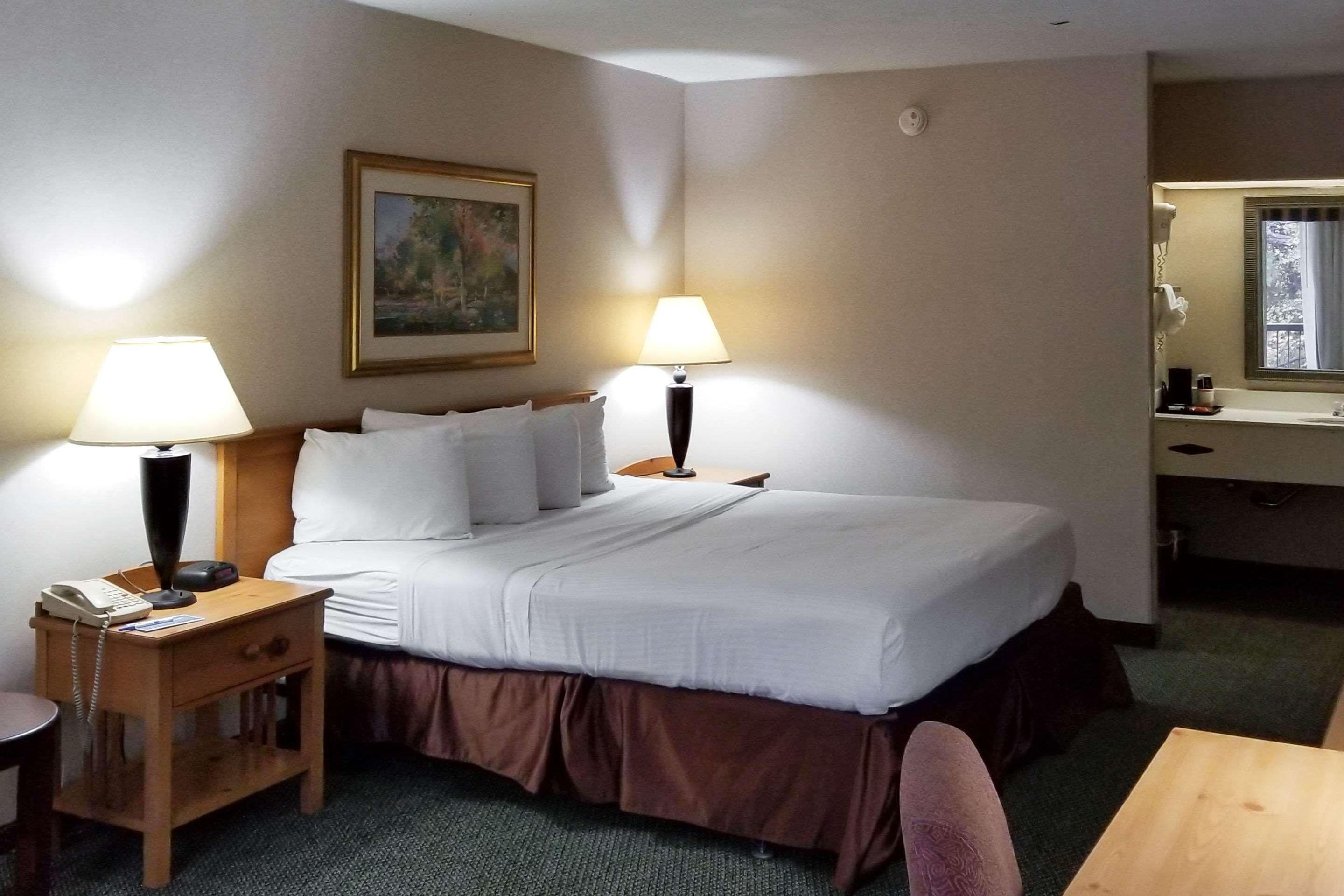Clarion Inn&Suites Florence Exterior foto